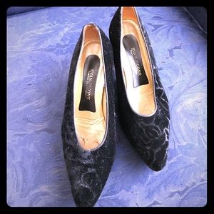 Flirty heels for a night on the town, sz 8 1/2